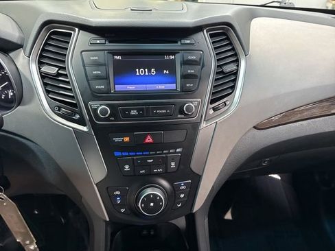 Used 2018 Hyundai Santa Fe Sport FWD image 16