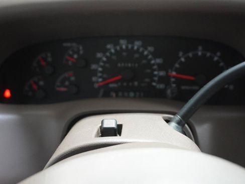 Used 1999 Ford F350 XL AWD/4WD image 11