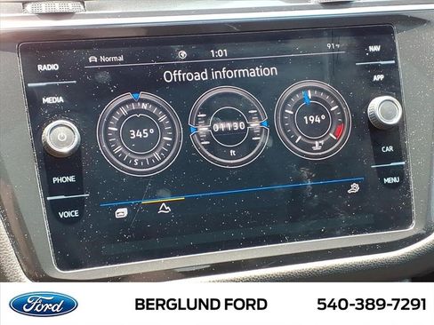 Used 2022 Volkswagen Tiguan SEL R-Line AWD/4WD image 26
