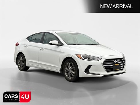 Used 2018 Hyundai Elantra SEL w/ Winter Weather Package image 1
