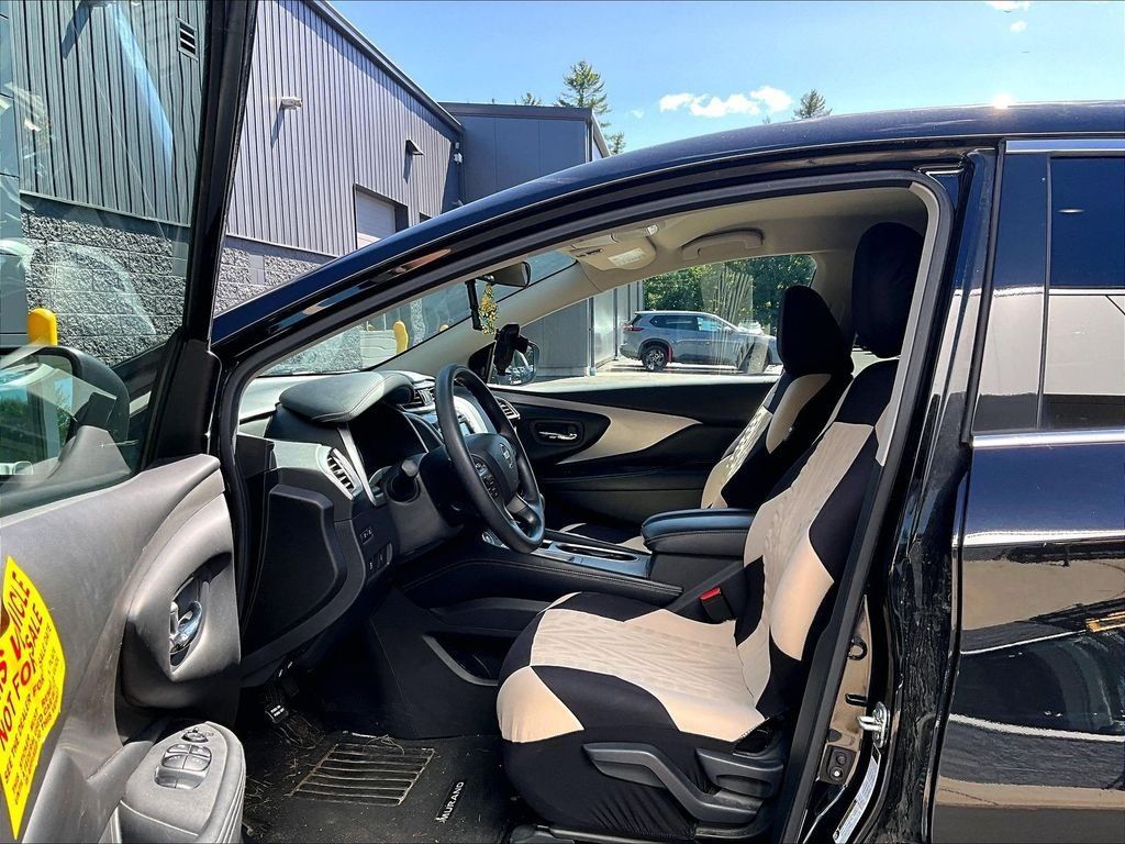 Used 2021 Nissan Murano S AWD/4WD image 7