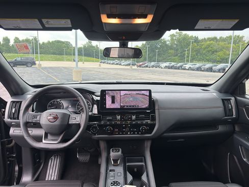 Certified 2026 Nissan Pathfinder Rock Creek AWD/4WD image 28