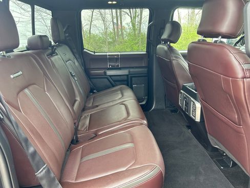 Used 2015 Ford F150 Platinum w/ Technology Package image 19