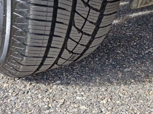 Used 2017 Volkswagen Tiguan Limited w/ Premium Package image 13