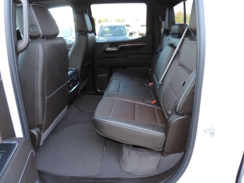 Used 2024 GMC Sierra 1500 Denali AWD/4WD image 22