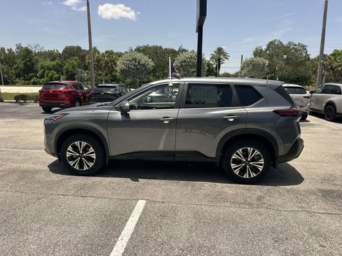 Used 2023 Nissan Rogue SV FWD image 10