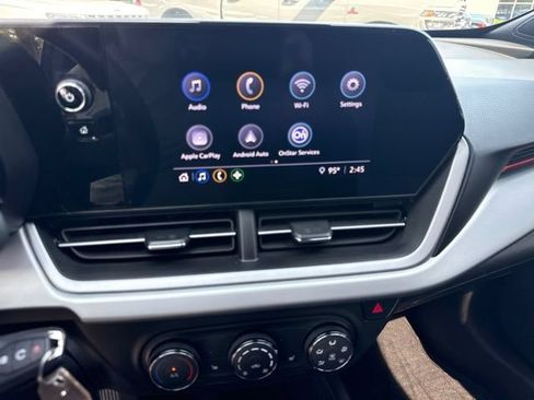 Used 2024 Chevrolet Trax RS FWD image 5