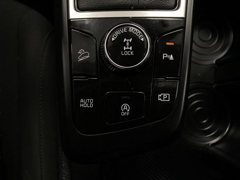Used 2025 Kia Sportage LX AWD/4WD image 26