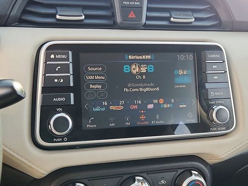 Used 2021 Nissan Versa SV image 10