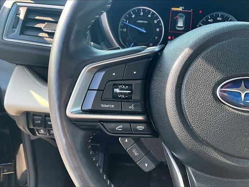 Used 2022 Subaru Ascent Touring image 17