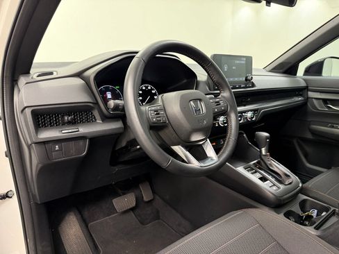 Used 2025 Honda CR-V Sport image 16