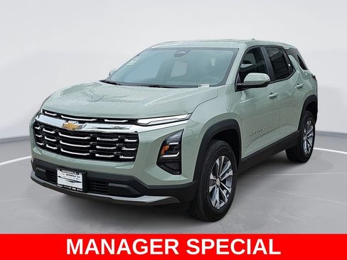 New 2026 Chevrolet Equinox LT w/ Safety and Technology Package FWD image 7