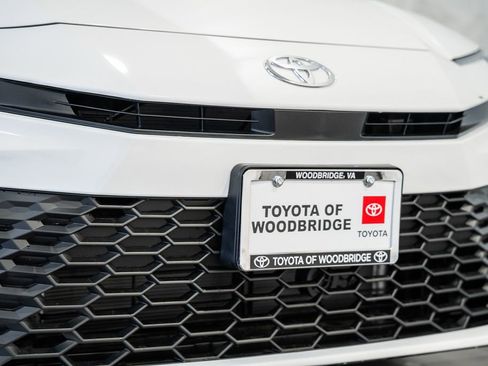 New 2026 Toyota Camry SE image 10