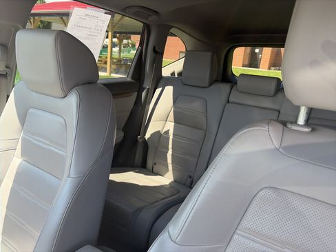 Used 2017 Honda CR-V EX-L image 12