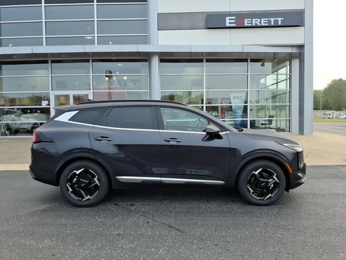 New 2026 Kia Sportage EX w/ EX Panorama Roof Package FWD image 2