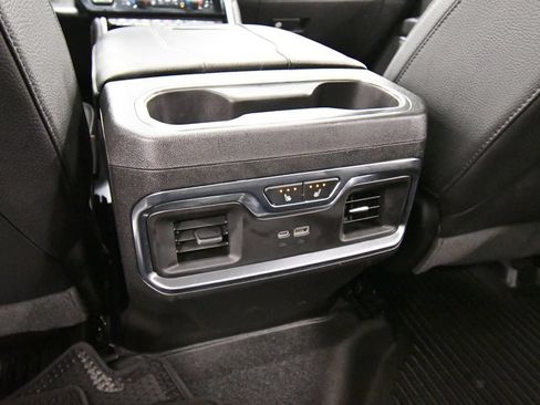 Used 2024 GMC Sierra 2500 Denali w/ Denali Reserve Package AWD/4WD image 17