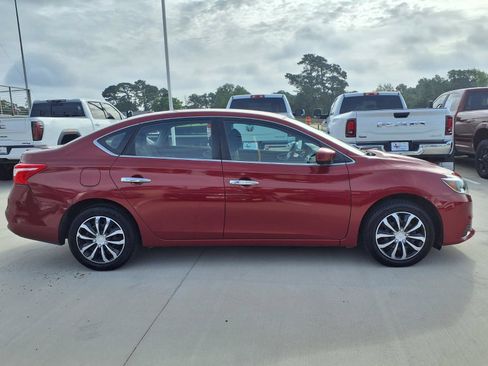 Used 2017 Nissan Sentra SV FWD image 5