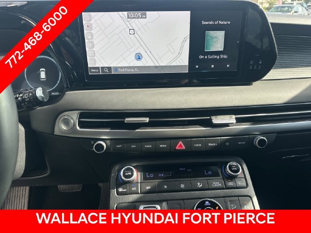 Used 2024 Hyundai Palisade Limited AWD/4WD image 21