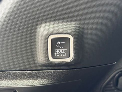New 2026 Jeep Grand Cherokee Altitude AWD/4WD image 11
