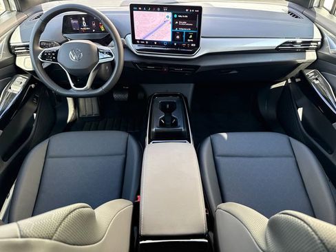 New 2025 Volkswagen ID.4 Pro S image 30