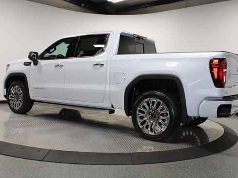 New 2026 GMC Sierra 1500 Denali Ultimate AWD/4WD image 7