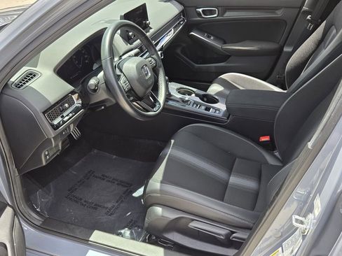 Used 2024 Honda Civic Sport image 10