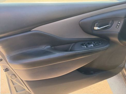 Used 2019 Nissan Murano SL w/ Cargo Package image 23