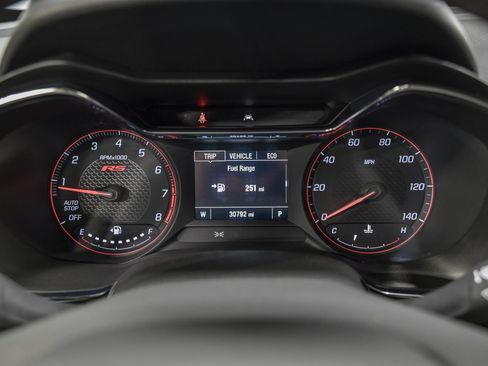 Used 2023 Chevrolet TrailBlazer RS FWD image 23