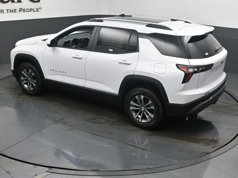 New 2027 Chevrolet Equinox LT w/ Convenience Package II FWD image 20