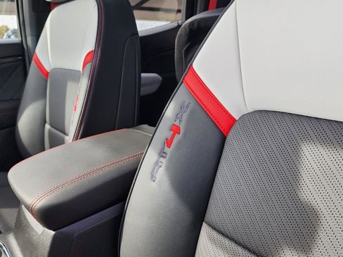 New 2026 GMC Canyon AT4X image 18