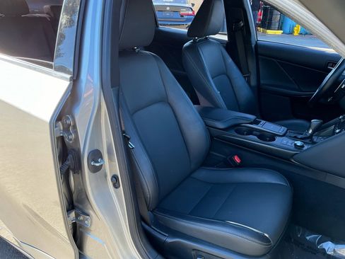 Used 2021 Lexus IS 300 w/ Comfort Package image 21