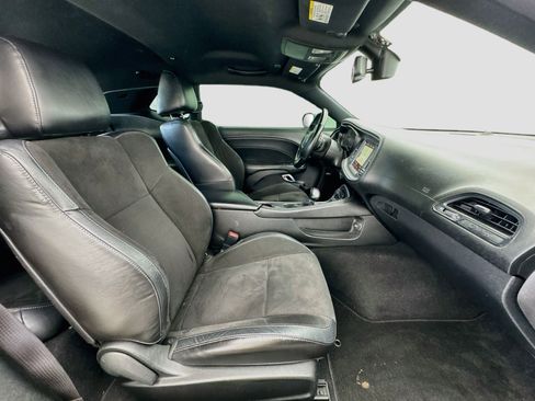 Used 2022 Dodge Challenger GT w/ Plus Package AWD/4WD image 18