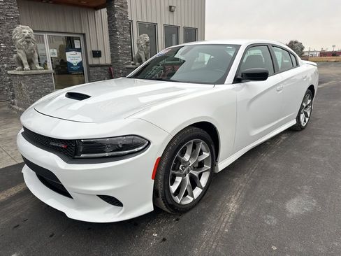 Used 2023 Dodge Charger GT image 2