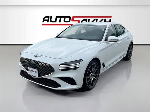 Used 2025 Genesis G70 2.5T image 3