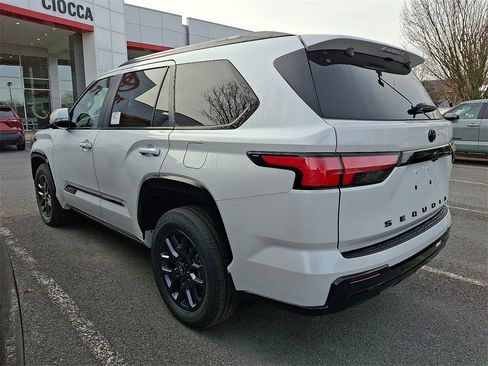New 2026 Toyota Sequoia Platinum image 4