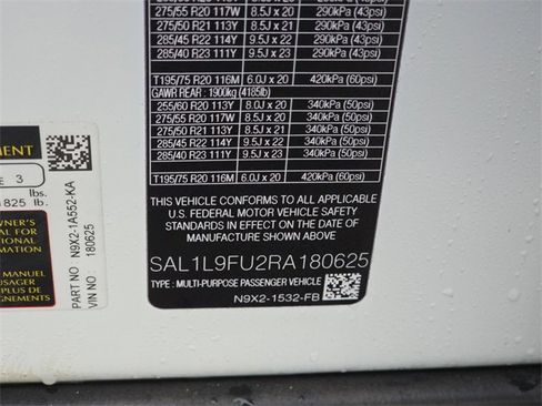 Used 2024 Land Rover Range Rover Sport Dynamic SE image 35