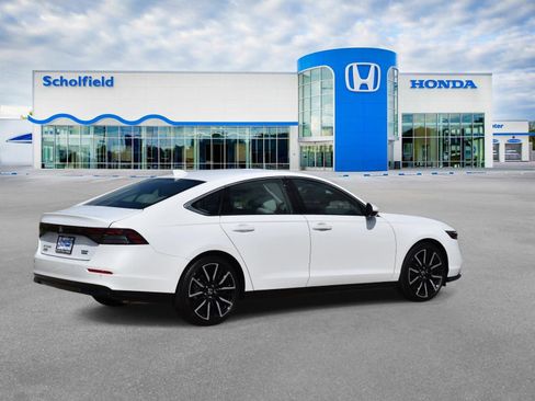 New 2026 Honda Accord Touring image 3