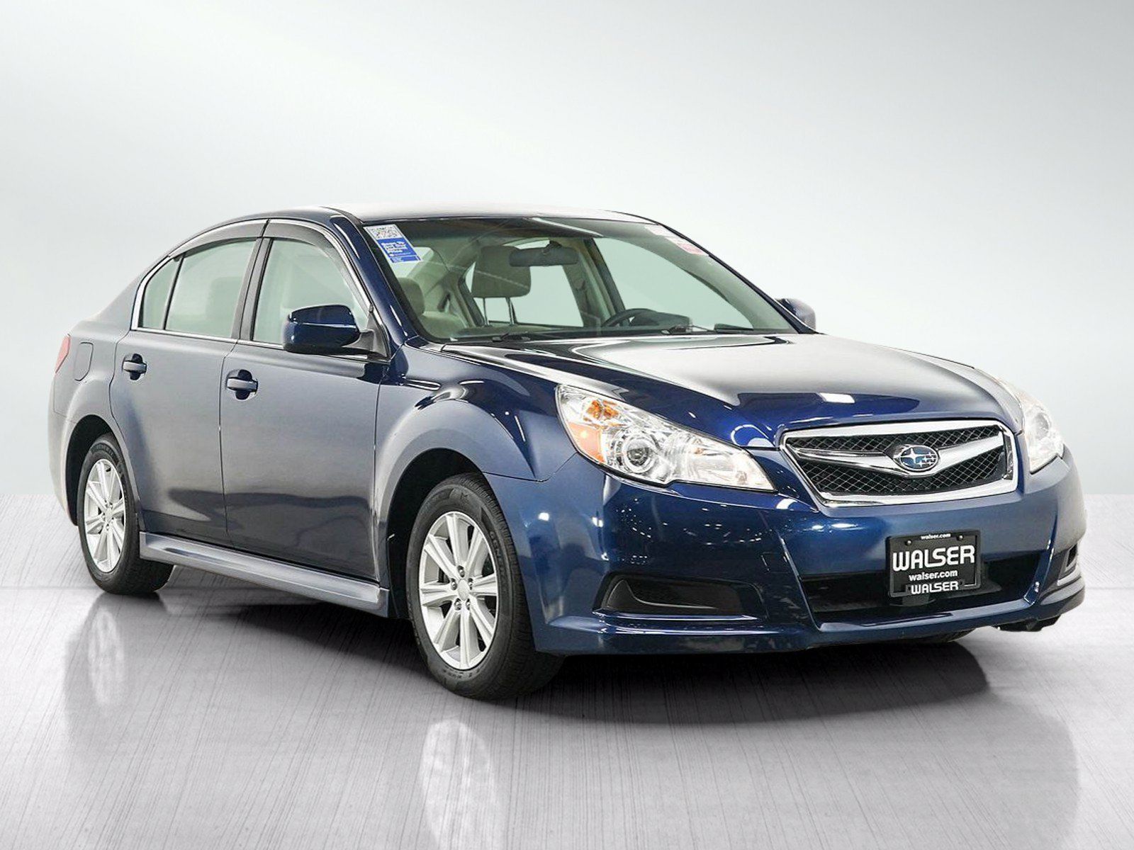 Used 2010 Subaru Legacy 2.5i Premium AWD/4WD image 7