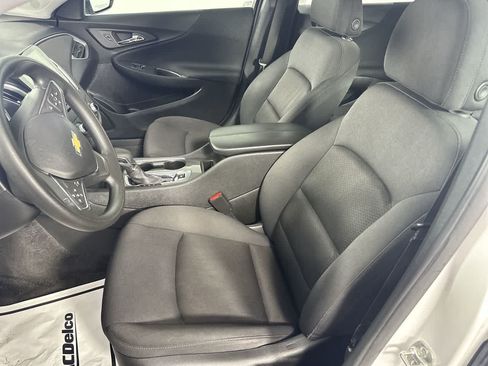 Used 2025 Chevrolet Malibu LT FWD image 13