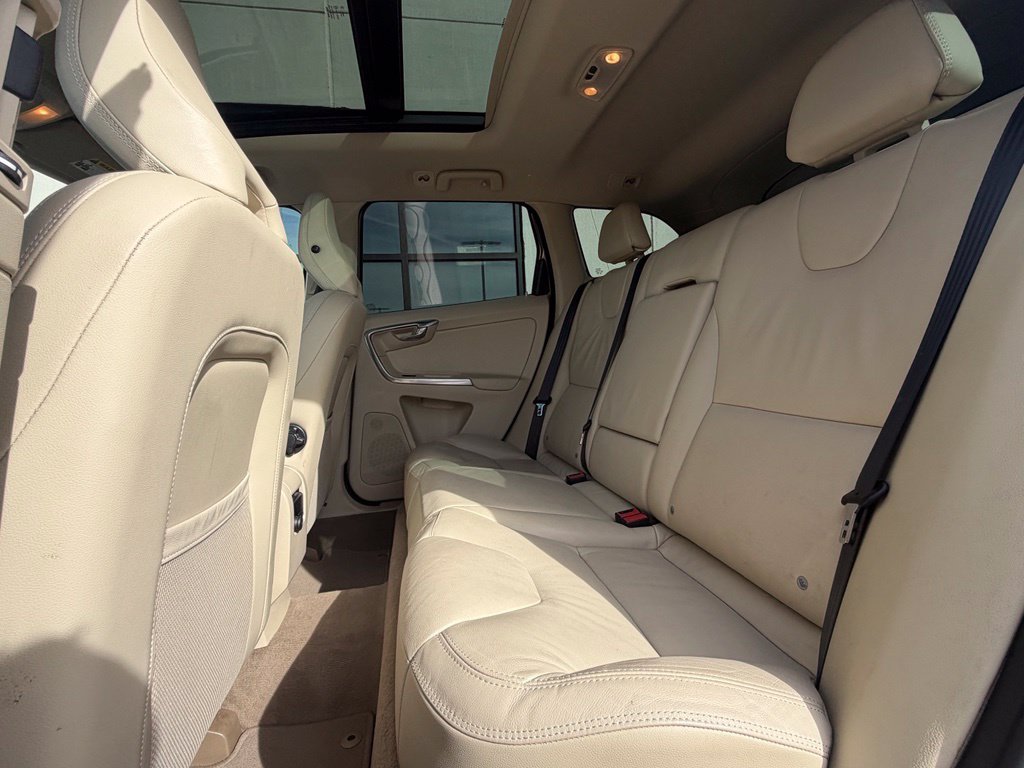 Used 2013 Volvo XC60 3.2 Platinum FWD image 10