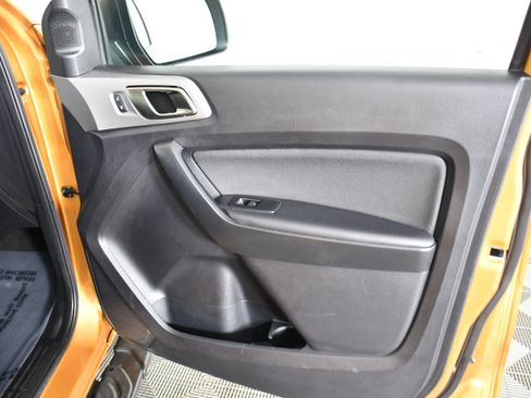 Used 2019 Ford Ranger XLT w/ Equipment Group 302A Luxury AWD/4WD image 43