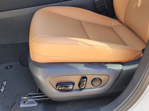 New 2026 Lexus RX 350 FWD image 17