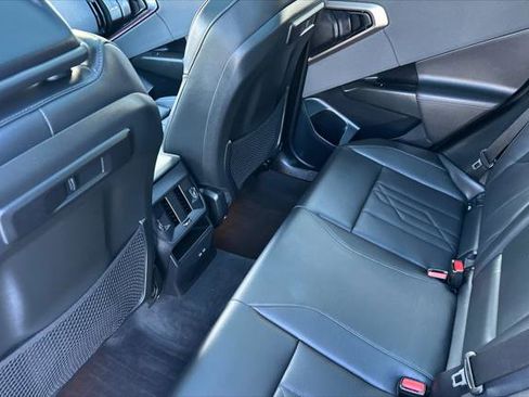 Used 2025 BMW X3 xDrive30i w/ Premium Package image 11