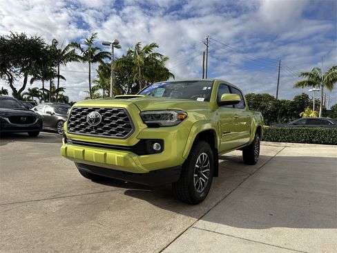 Used 2023 Toyota Tacoma TRD Sport image 32