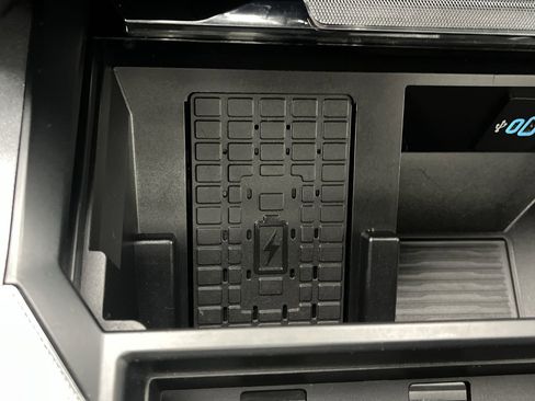 Used 2023 Ford F250 Lariat w/ Lariat Ultimate Package image 27