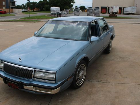 Used 1990 Buick Le Sabre Custom FWD image 24