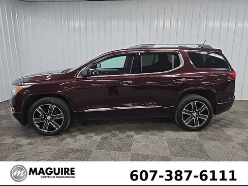 Used 2017 GMC Acadia Denali w/ Technology Package AWD/4WD image 5