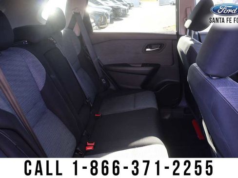 Used 2023 Nissan Rogue SV AWD/4WD image 23