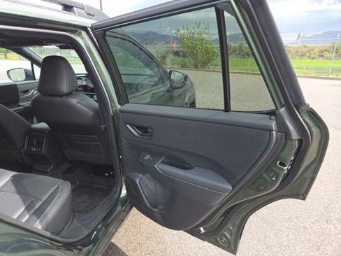 Used 2026 Subaru Outback Limited AWD/4WD image 17