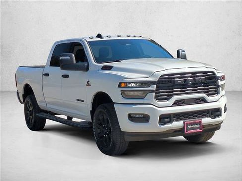 New 2026 RAM 2500 Big Horn AWD/4WD image 7